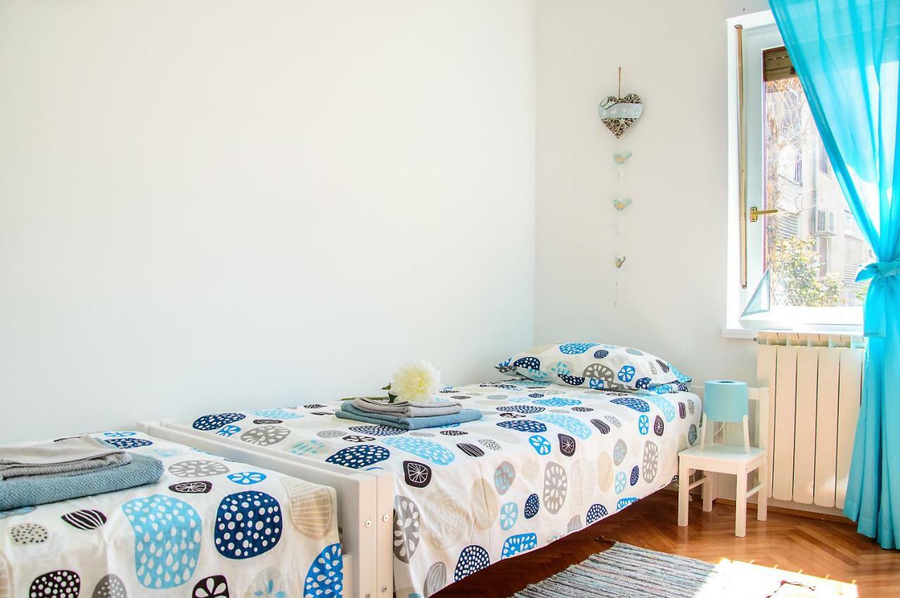 Apartment Family Time Umag Exterior photo